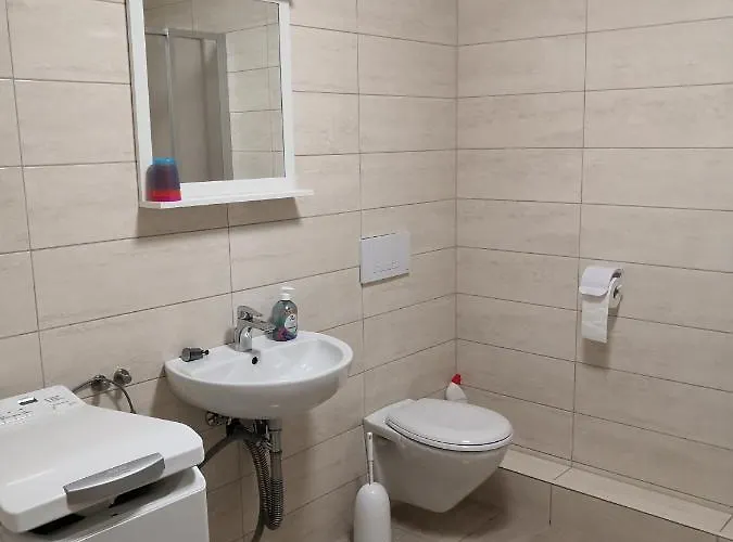 Zimmervermietung Am Holzberg *